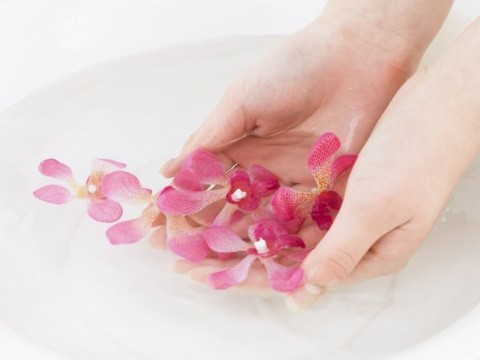 Парафинотерапия рук: божественный уход за кожей ваших ручек!